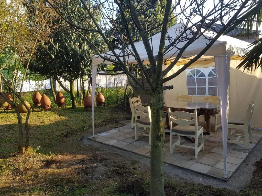 Дома для отпуска ROYAL GARDEN Батуми